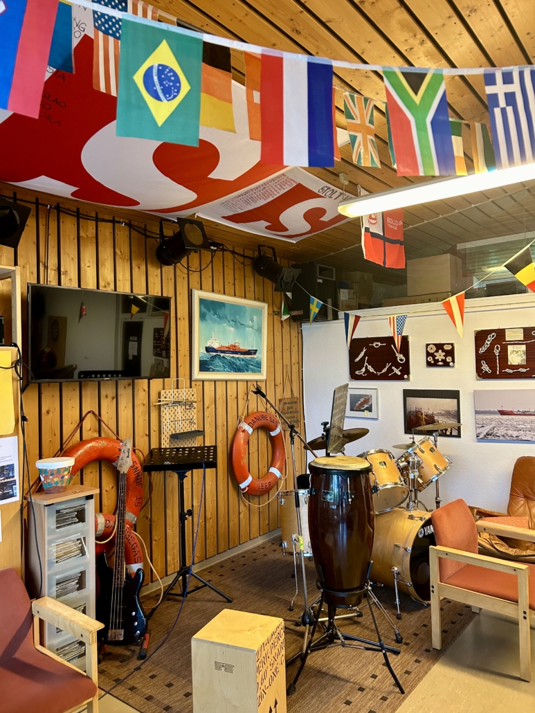 Musikecke im Seemannsclub Oase in Stade-Bützfleth